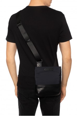 Logo-embossed shoulder bag, zdjęcie 2 Logo-embossed shoulder bag od Emporio Armani